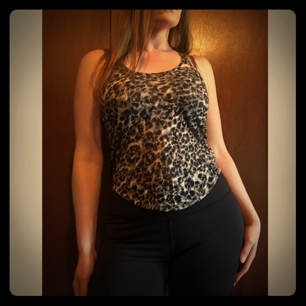 🖤Express brand leopard print tank🖤